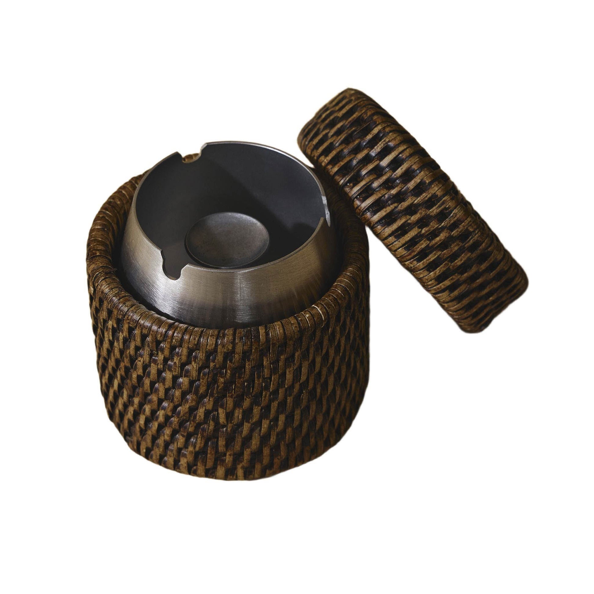 Yüksek Rattan Kül Tablası