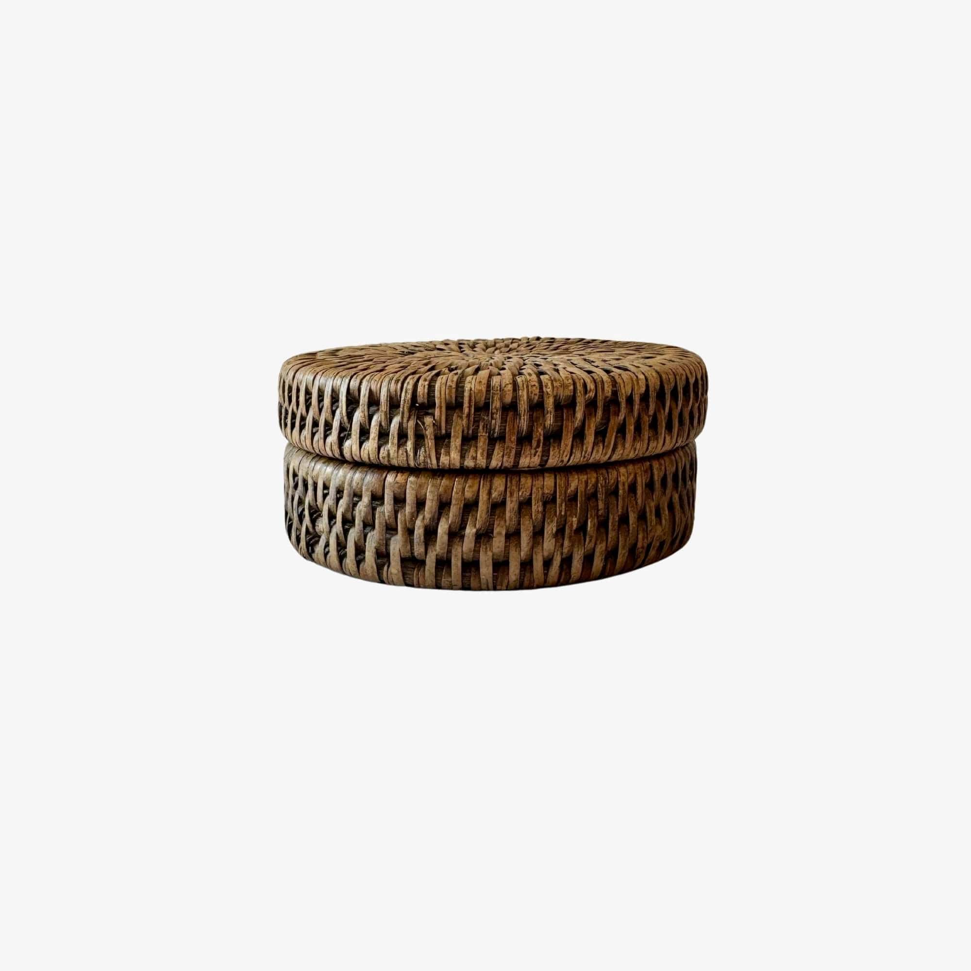Kahverengi Alcak Rattan Kül Tablası