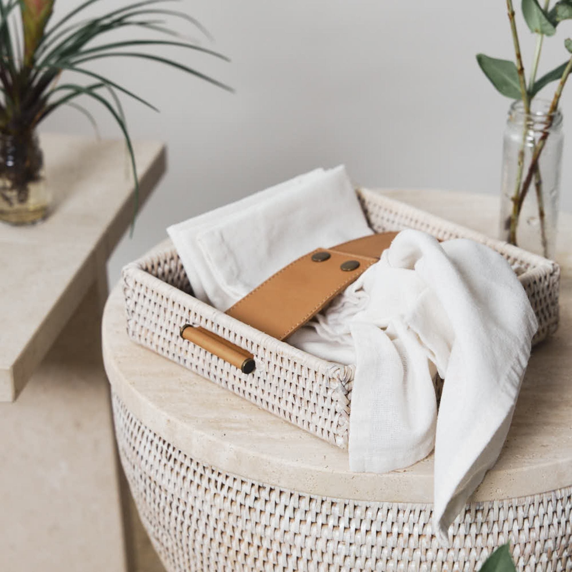 Square Rattan Tissue Tray