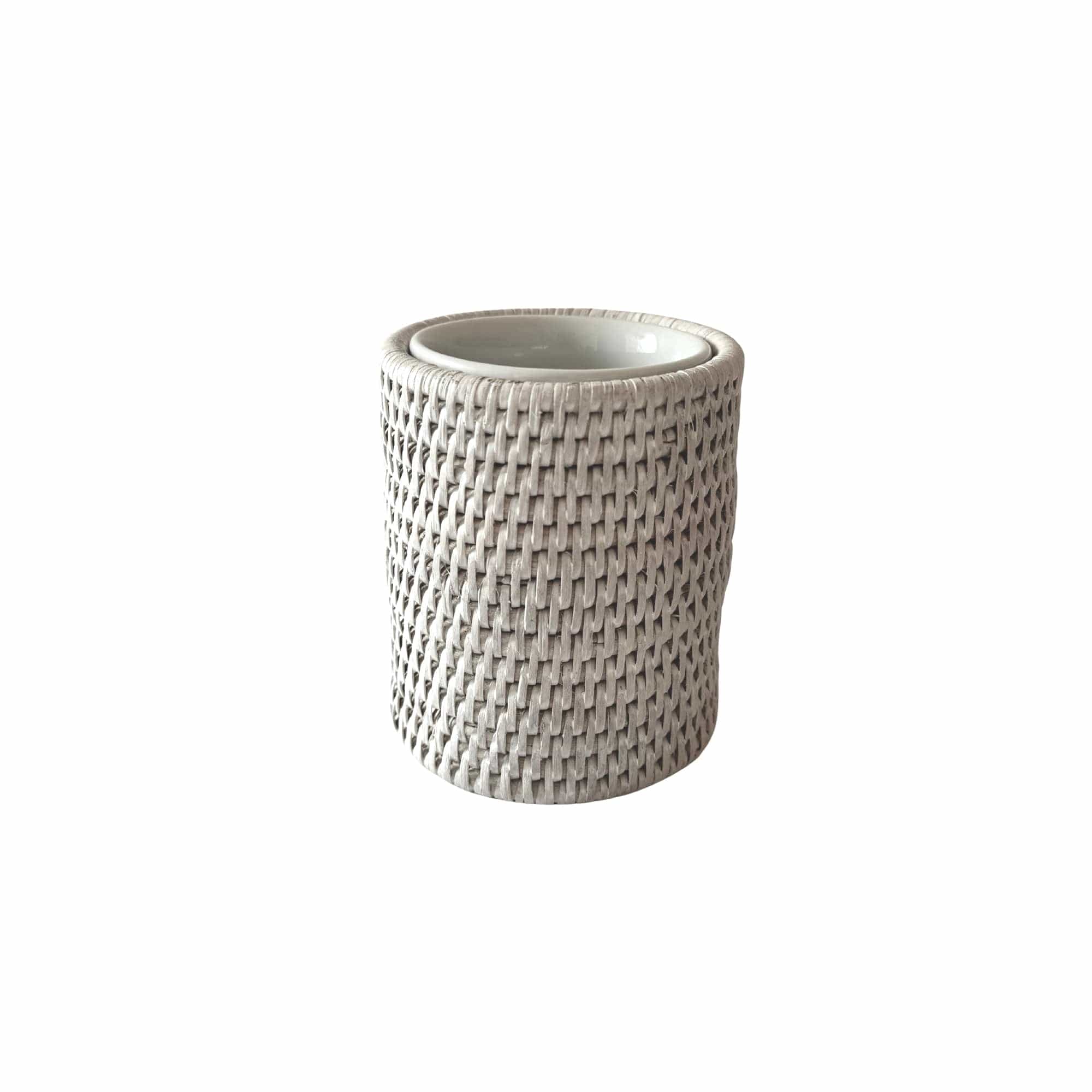 Beyaz Rattan Diş Fırçalık