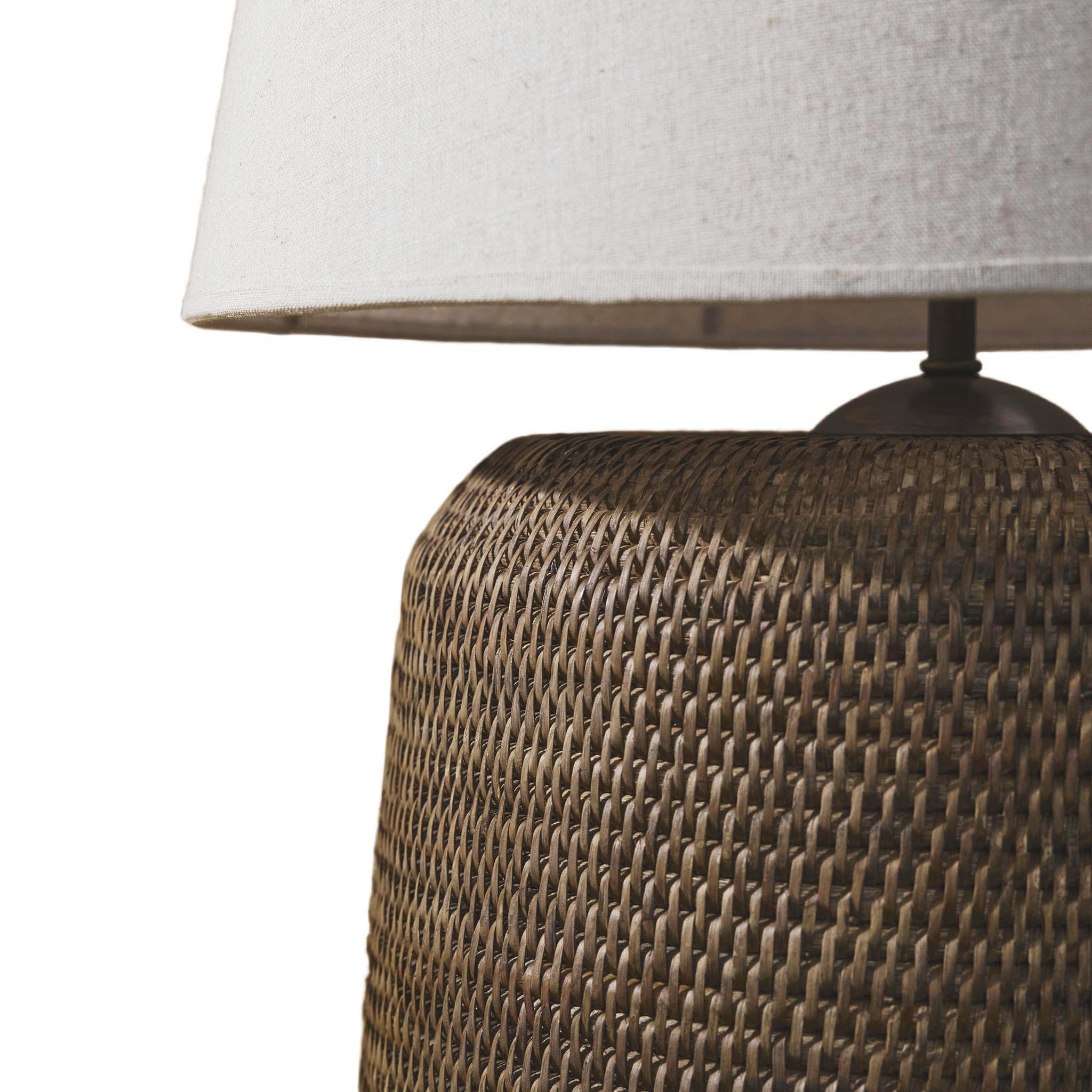Rattan Masa Lambası
